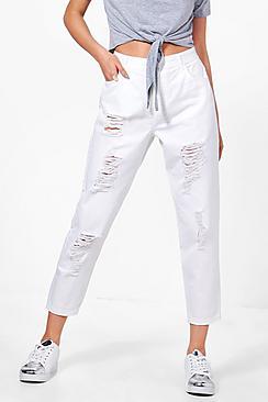Boohoo Jess Low Rise Distressed Mom Jeans