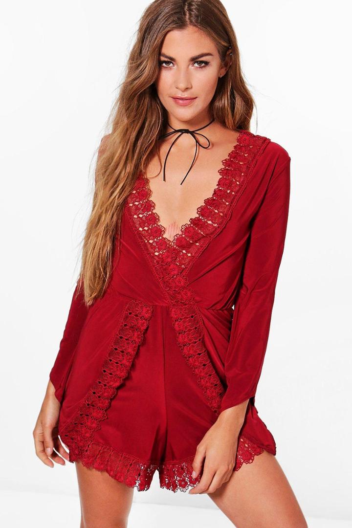 Boohoo Penny Crochet Trim Playsuit Scarlet