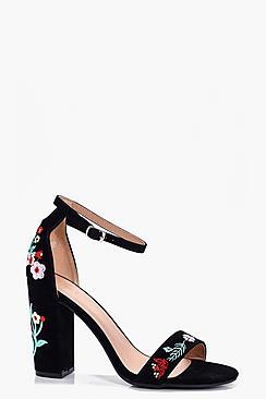 Boohoo Poppy Embroidered Block Heel