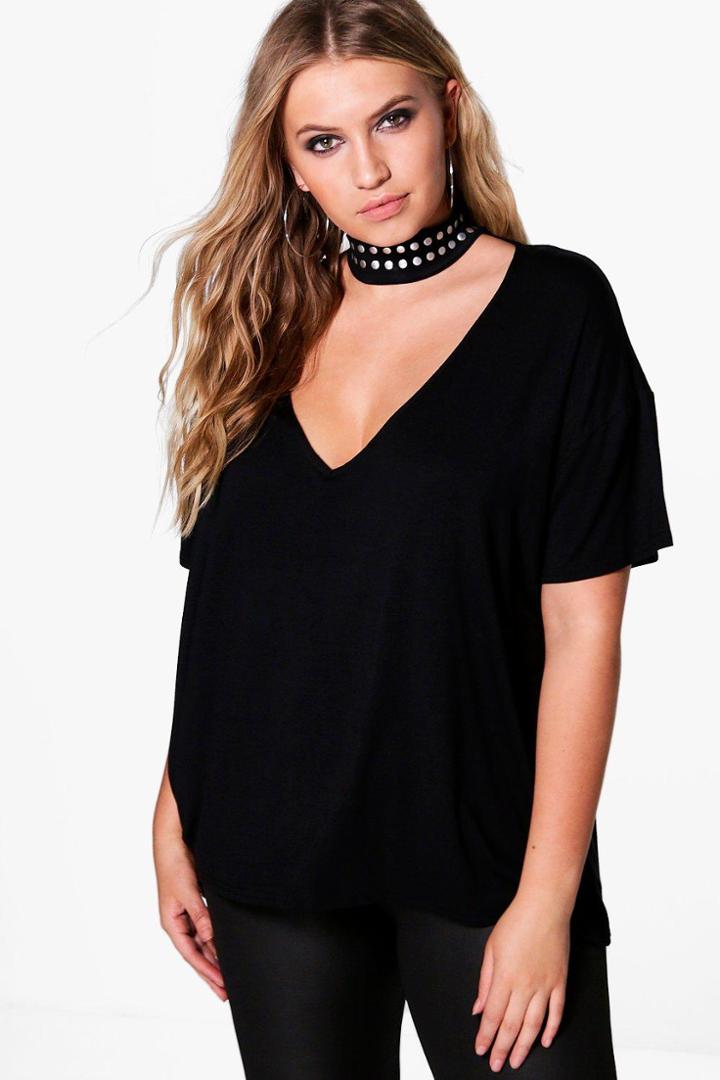 Boohoo Plus Amelia Stud Choker Detail Tee Black
