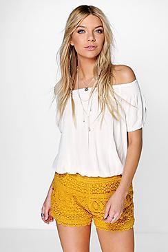 Boohoo Jessica Crochet Runner Shorts