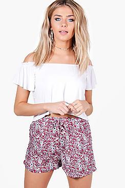 Boohoo Amy Floral Print Flippy Shorts