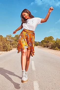 Boohoo Plus Floral Print Hanky Hem Tie Waist Skirt
