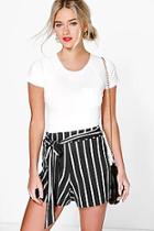 Boohoo Fiona Striped Tied Shorts