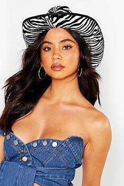 Boohoo Mono Tiger Print Cowboy Hat