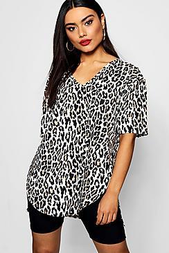 Boohoo Shanie Leopard Oversized Split Side Tee
