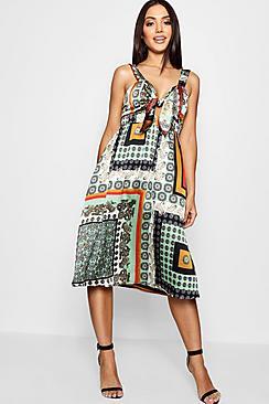 Boohoo Tabby Scarf Print Bow Front Skater Dress