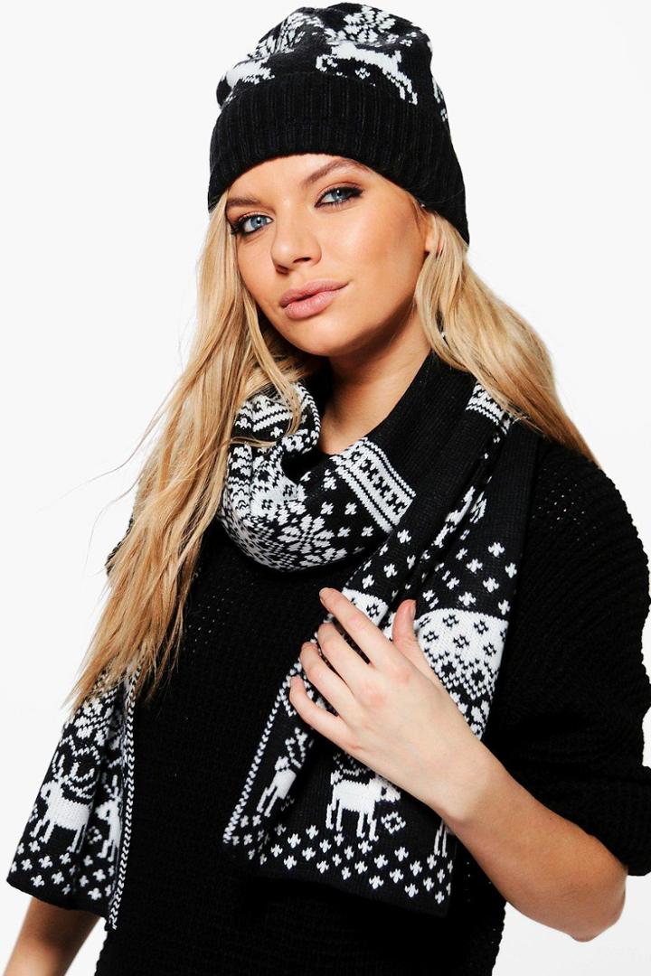 Boohoo Iris Fairisle Reindeer Hat & Scarf Set White