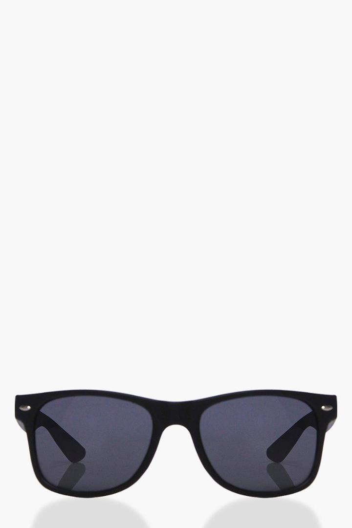 Boohoo Macy Matte Black Classic Wayfarers Black