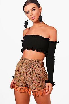 Boohoo Petite Jolean Tassel Trim Runner Shorts