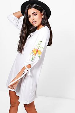 Boohoo Emily Printed Balloon Sleeve Swing Dress