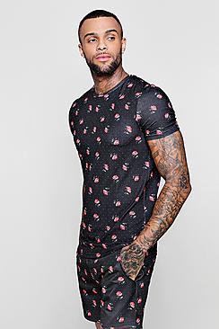Boohoo Ditsy Floral Print Muscle Fit Curved Hem Tee