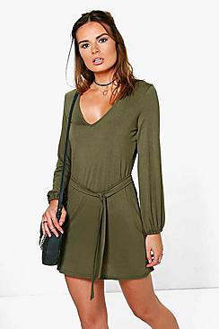 Boohoo Dalia Plunge Neck A-line Skater Dress