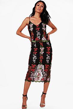 Boohoo Boutique Bea Embroidery Crop&skirt Co-ord