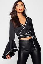 Boohoo Petite Contrast Detail Wrap Crop