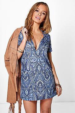 Boohoo Petite Amy Deep V Neck Printed Shift Dress
