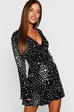 Boohoo Petite Star Print Flare Sleeve Wrap Dress