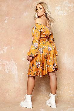Boohoo Plus Floral Square Neck Hanky Hem Dress