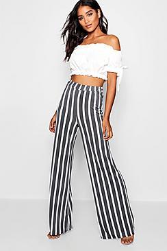 Boohoo Hetty Extreme Wide Leg Stripe Trousers