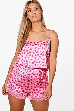 Boohoo Plus Elsa Heart Print Cami And Short Pyjama Set