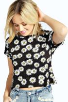 Boohoo Caitlin Daisy Print Turn Back Crop Tee Black