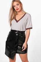 Boohoo Plus V Neck Rib Trim T-shirt