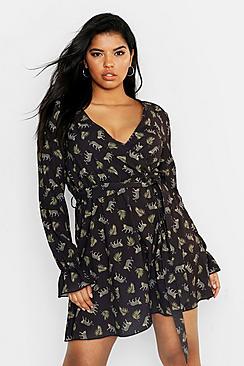 Boohoo Plus Woven Jungle Print Wrap Dress