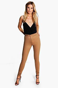 Boohoo Ria Mocha High Rise Tube Jeans