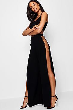 Boohoo Isla Crepe O Ring Side Split Wide Leg Trouser