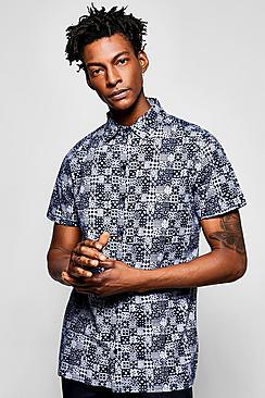 Boohoo Short Sleeve Grid Geo Shirt