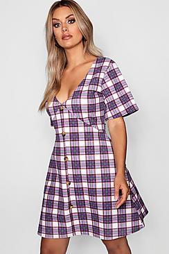 Boohoo Plus Check Horn Button Shift Dress