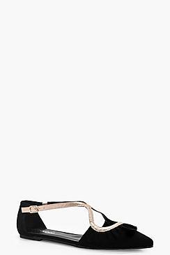Boohoo Lana Frill Detail Pointed Ballets