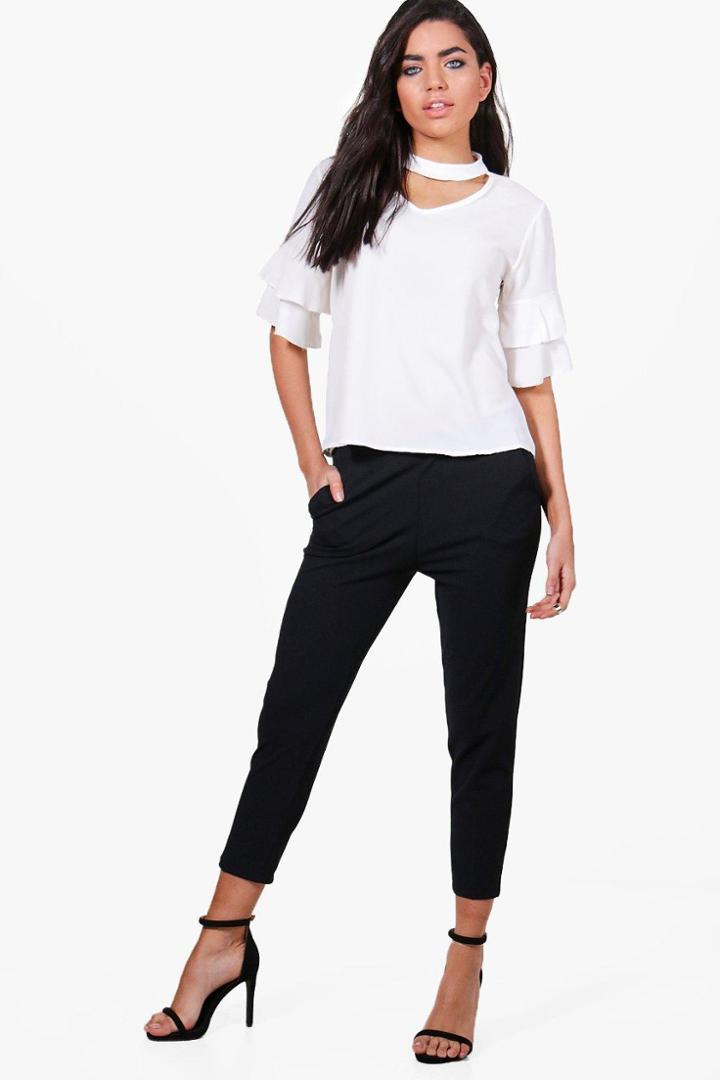 Boohoo Dayna Straight Leg Crop Trousers Black