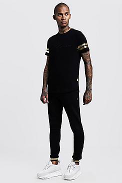 Boohoo Gold 3d Man Curve Hem T-shirt With Foil Print