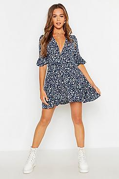 Boohoo Ditsy Floral Rouched Waist Skater Dress
