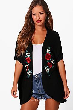 Boohoo Petite Laura Embroidered Kimono