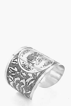 Boohoo Sarah Elephant Engraved Cuff