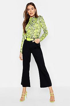 Boohoo Mid Rise Cropped Kick Flare Jean