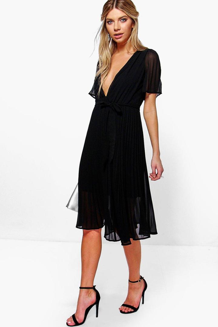 Boohoo Boutique Erity Pleated Plunge Neck Midi Dress Black