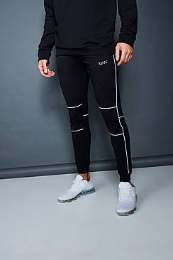 Boohoo Muscle Fit Jogger With Piping Detail