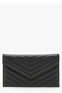 Boohoo Emily Chevron Quilted Clutch & Chain