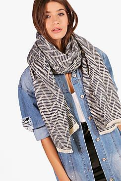Boohoo Liza Zig Zag Wavy Scarf