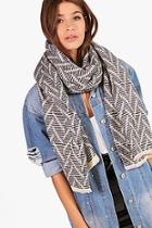 Boohoo Liza Zig Zag Wavy Scarf