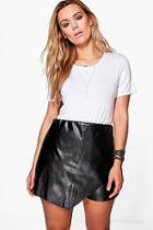 Boohoo Plus Sally Pu Skort