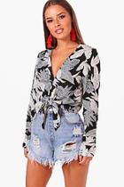 Boohoo Petite Ruby Collarless Tie Front Leaf Print Blouse