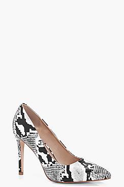 Boohoo Sara Snake Print Pointed Toe Court Shoes