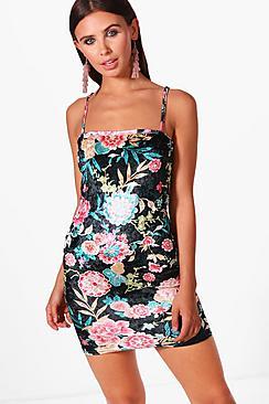 Boohoo Petite Anne Floral Print Velvet Dress
