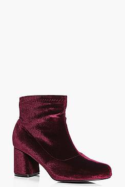 Boohoo Gabriella Velvet Ankle Boot
