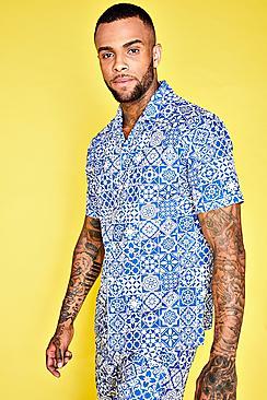 Boohoo Tile Print Short Sleeve Revere Shirt Co-ord