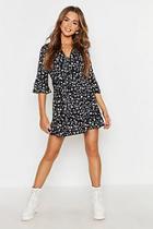 Boohoo Ditsy Floral Knot Front Playsuit